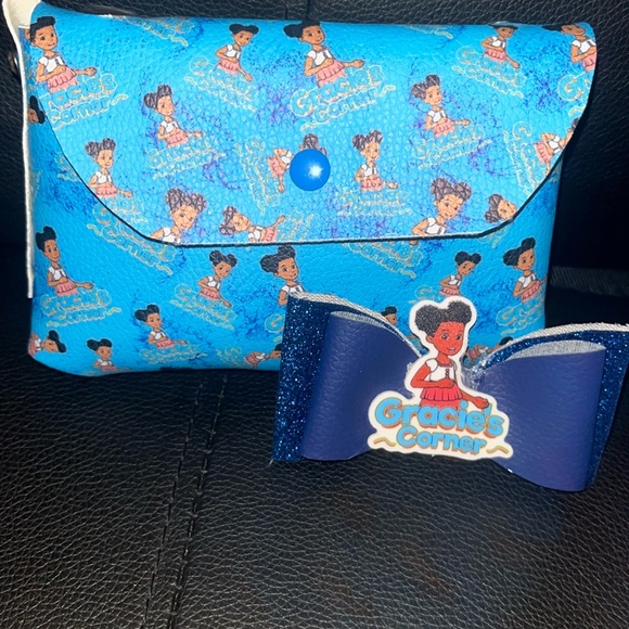 Gracie’s corner purse and matching bow - Picture 1 of 1